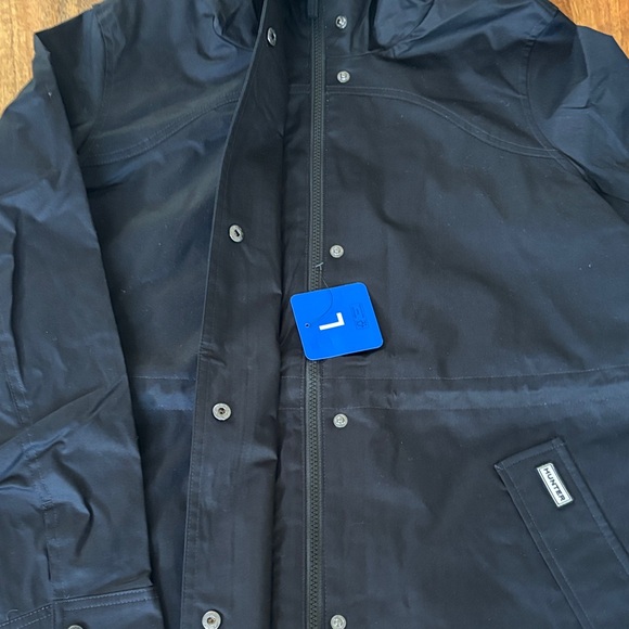 NWT Hunter Black Hooded Rain Coat - Picture 7 of 16